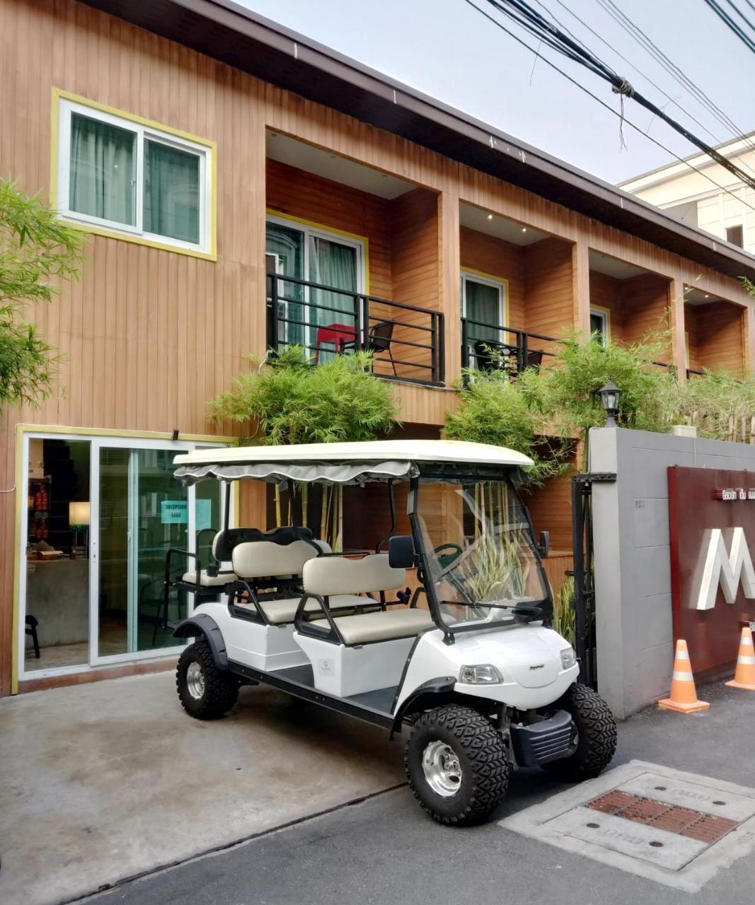 The M Pool Villas Bangkok - Bts Ekkamai Exterior photo